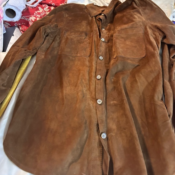 Gorgeous brown suede top. Perfect for Fall/winter.  Only worn once. - Picture 1 of 7